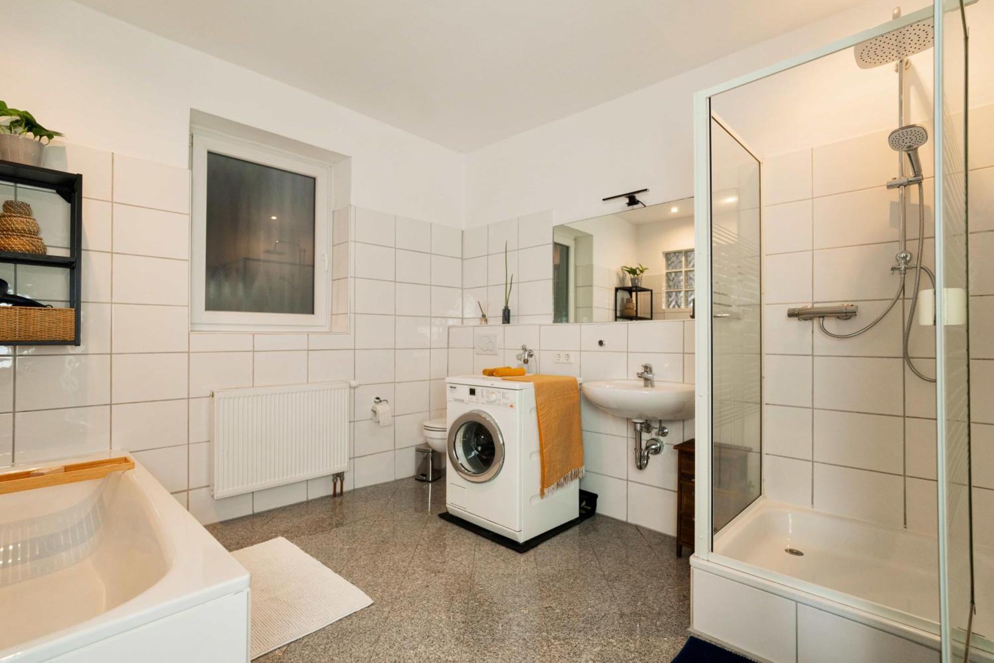 Urban Apartment - Stilvoll & Im Herzen Der Stadt Bremerhaven Buitenkant foto